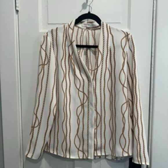 Arizia Power Blouse with gold rope chain pattern - Picture 4 of 8